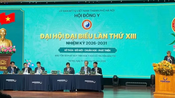 Kết hợp y dược cổ truyền và hiện đại trong chăm sóc sức khỏe nhân dân