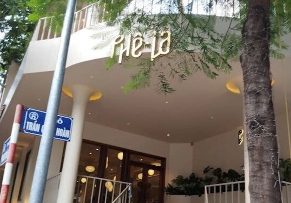 Cửa hàng đồ uống Phê La, Dookki và Golden Gate nằm trong danh sách bị xử phạt an toàn thực phẩm tại Hà Nội