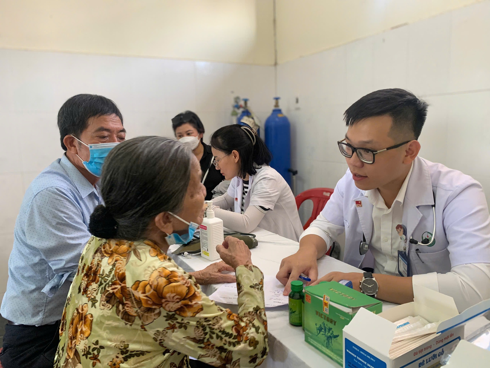 Khám sức khỏe định kỳ hàng năm để phát hiện sớm dấu hiệu bất thường