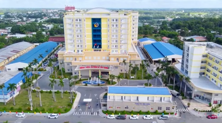 Cảnh báo nhồi máu cơ tim ở người trẻ sau những cuộc nhậu kéo dài