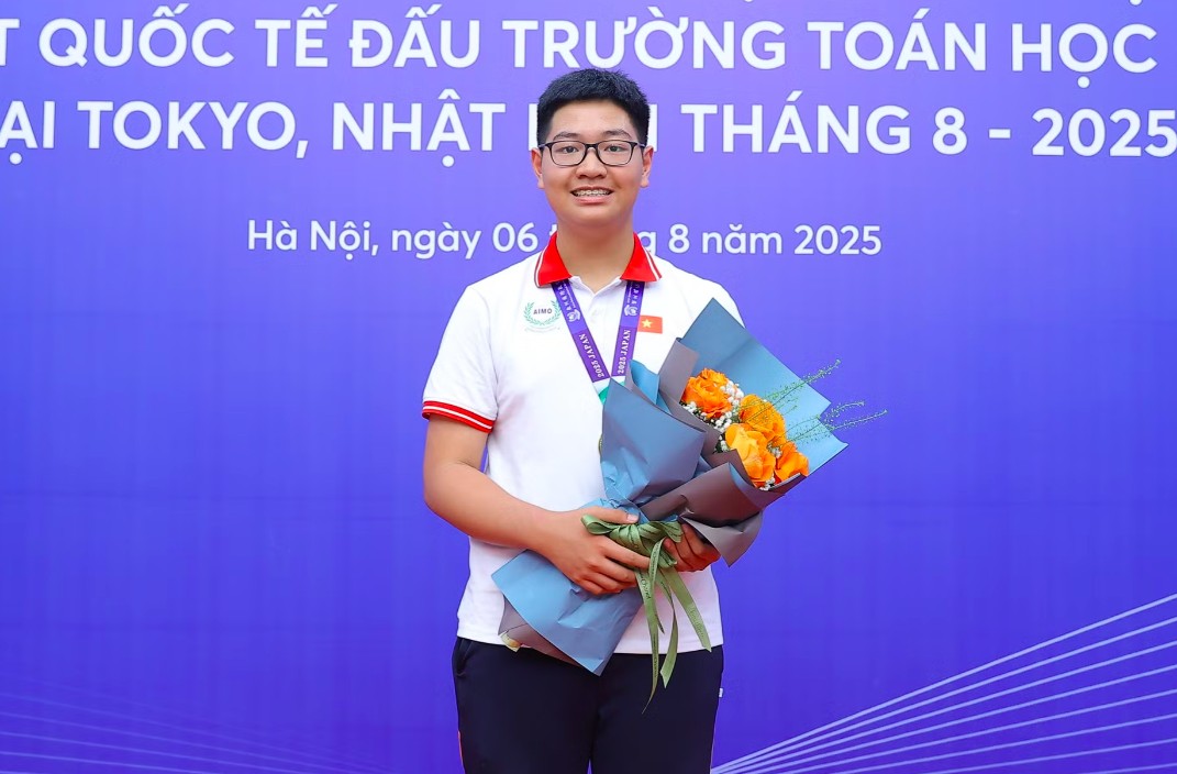 Chuyên Anh nhưng mê Toán, nam sinh Amser đỗ liền 3 trường chuyên hàng đầu Hà Nội