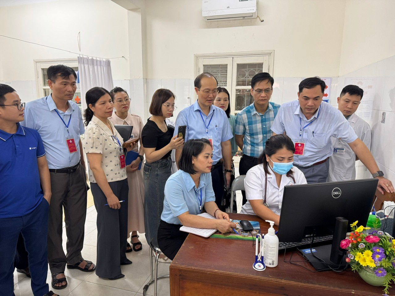 Sở Y tế Thái Nguyên đẩy mạnh chuyển đổi số, nâng cao chất lượng chăm sóc sức khỏe nhân dân Sở Y tế Thái Nguyên đẩy mạnh chuyển đổi số, nâng cao chất lượng chăm sóc sức khỏe nhân dân