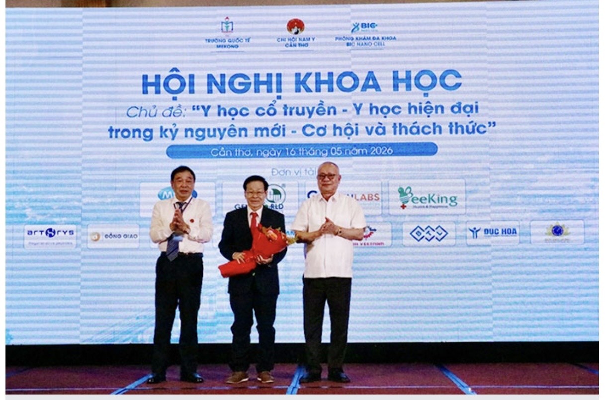 Hội nghị khoa học  Định hướng mới cho sự kết hợp Y học Cổ truyền và Y học hiện đại trong kỷ nguyên số