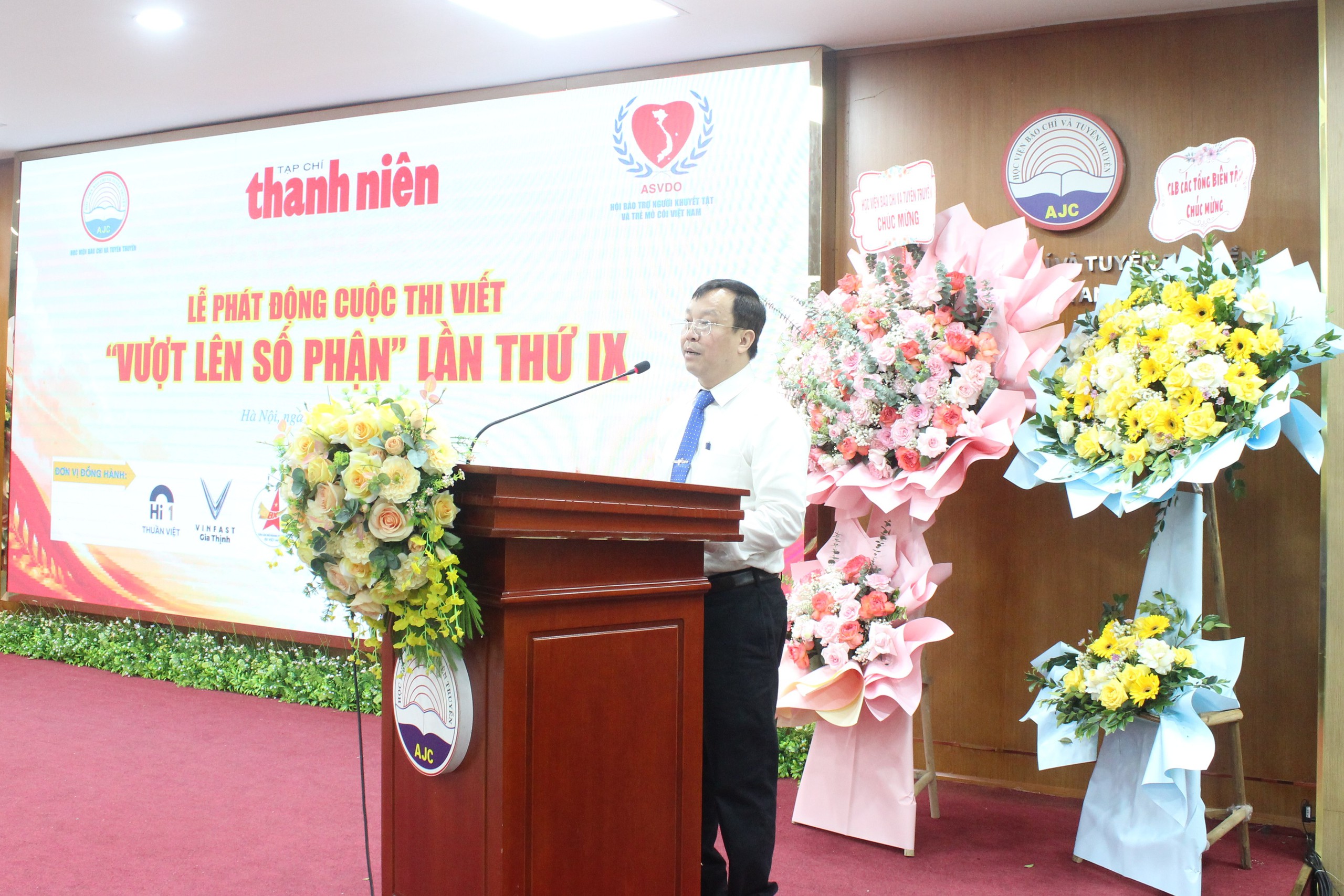 Phát động Cuộc thi viết “Vượt lên số phận” lần thứ IX