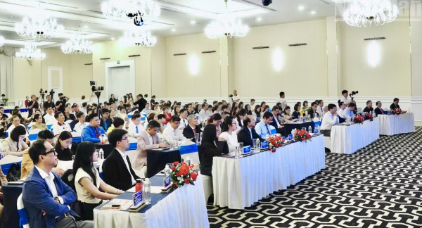 Tôn vinh những đại sứ lan tỏa tri thức y khoa Tôn vinh những đại sứ lan tỏa tri thức y khoa