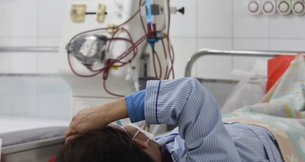 Người trẻ và cái giá đắt của những thói quen “bào mòn” thận Người trẻ và cái giá đắt của những thói quen “bào mòn” thận