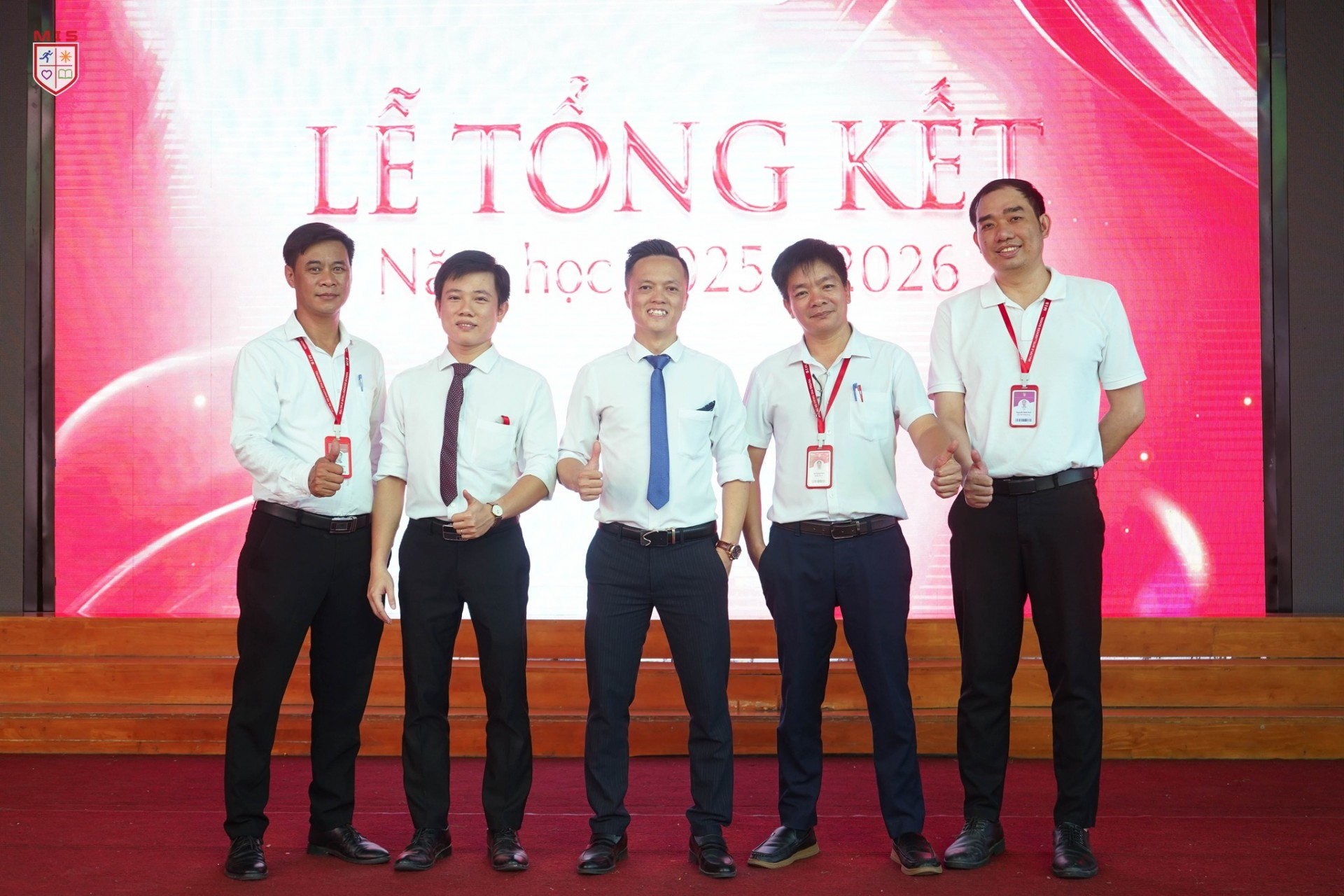 Khép lại một năm học dưới nắng hè rực lửa, MIS hướng tới hành trình giáo dục mới với AI và “giáo dục con tim”
