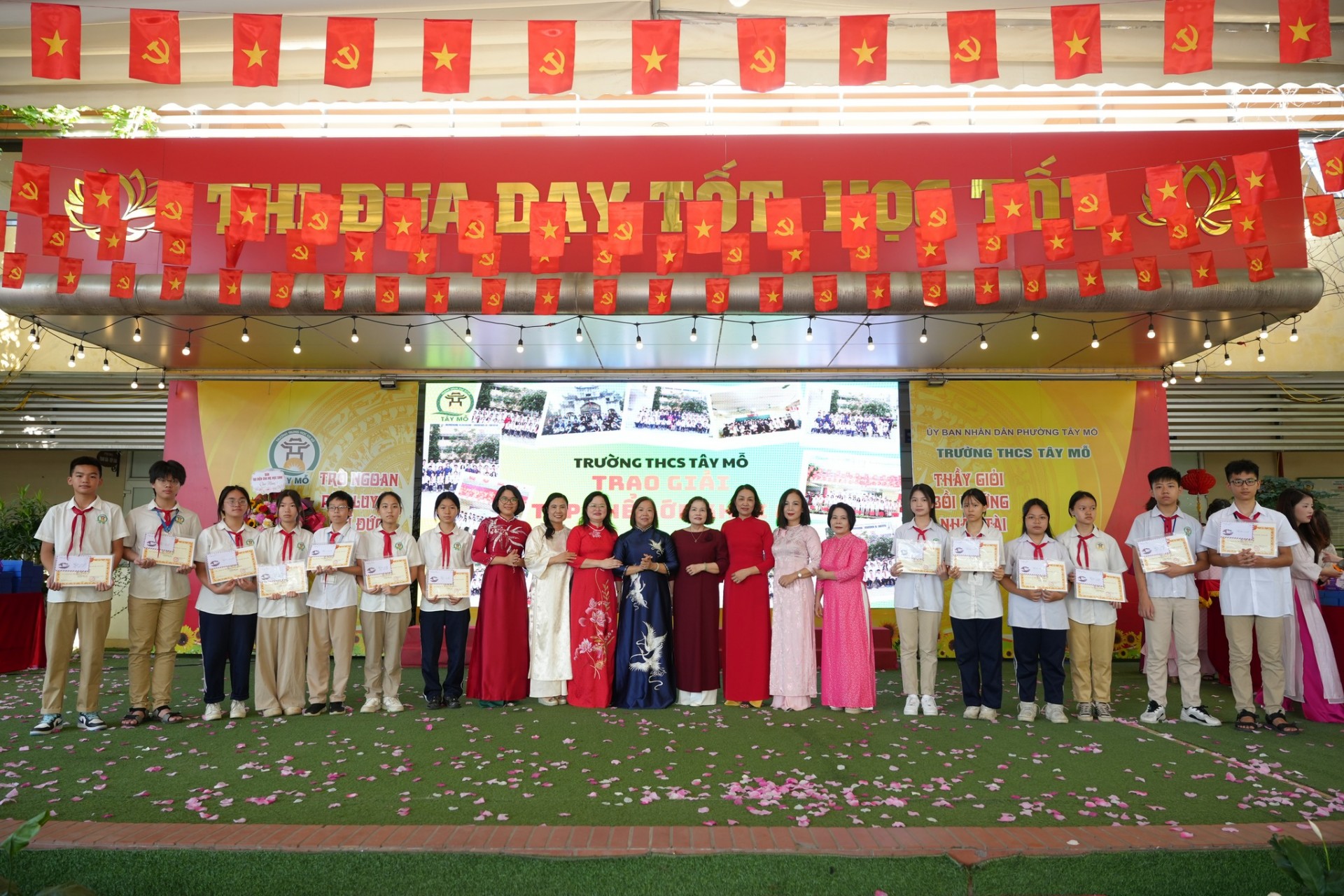 Một ngày hè đặc biệt dưới mái trường THCS Tây Mỗ