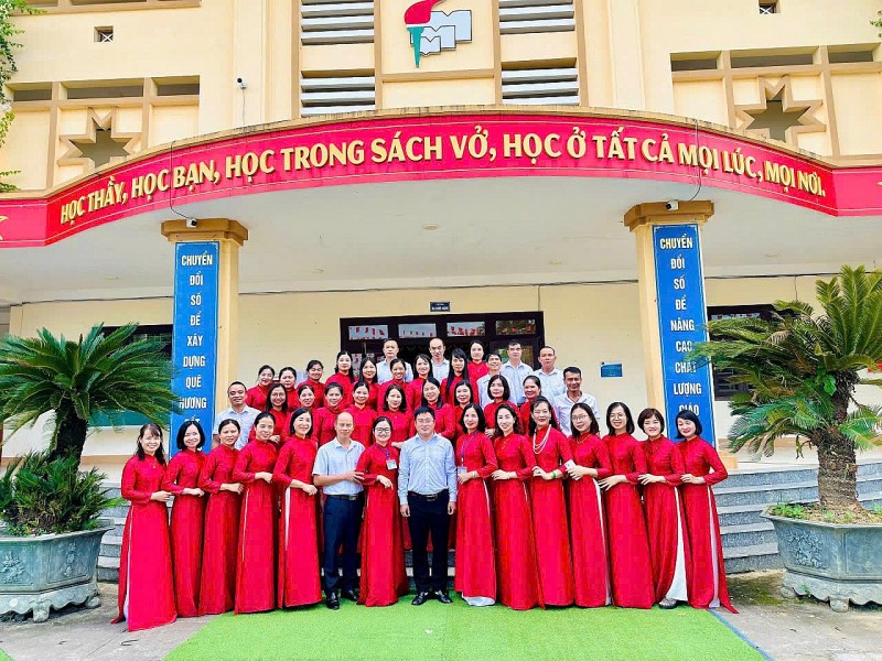 Trường PTDT Nội trú THCS Phú Lương khẳng định chất lượng giáo dục gắn với công tác nội trú vùng dân tộc thiểu số Khẳng định chất lượng giáo dục gắn với công tác nội trú vùng dân tộc thiểu số