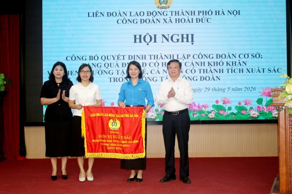 Hoài Đức rộn ràng không khí tháng công nhân 2026: Ra mắt công đoàn cơ sở mới và biểu dương các điển hình tiên tiến