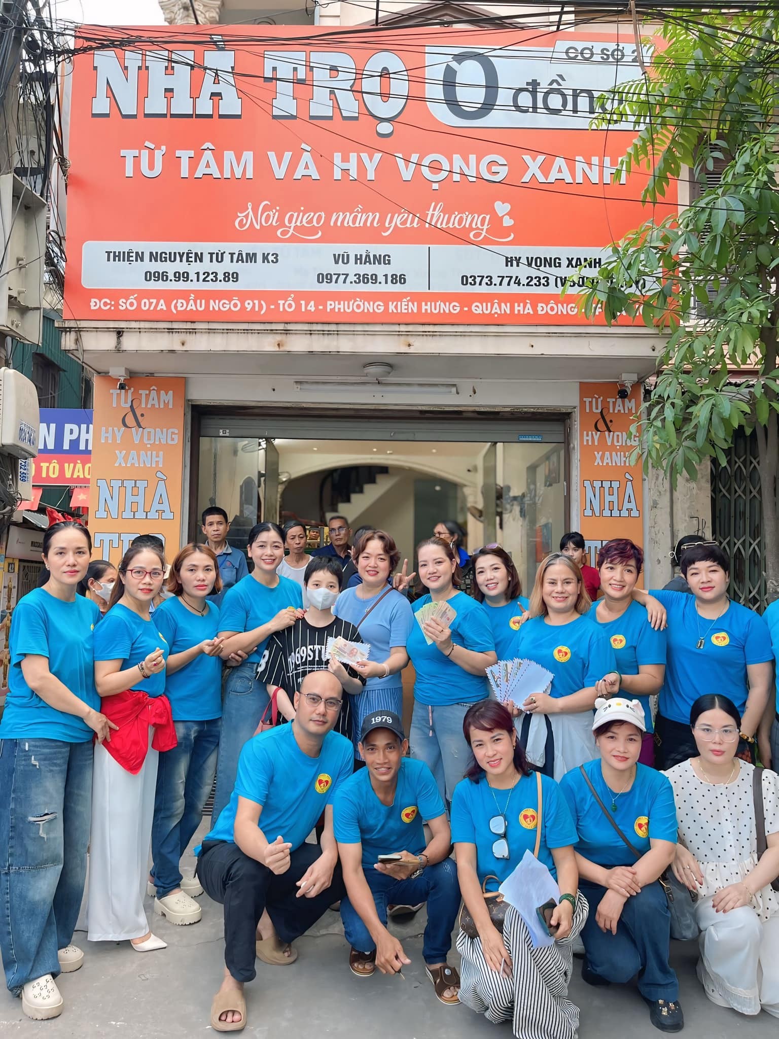 Hội Thiện nguyện 1979 Việt Nam mang Tết Thiếu nhi ấm áp đến bệnh nhan nhi ung thư Hội Thiện nguyện 1979 Việt Nam mang Tết Thiếu nhi ấm áp đến bệnh nhan nhi ung thư