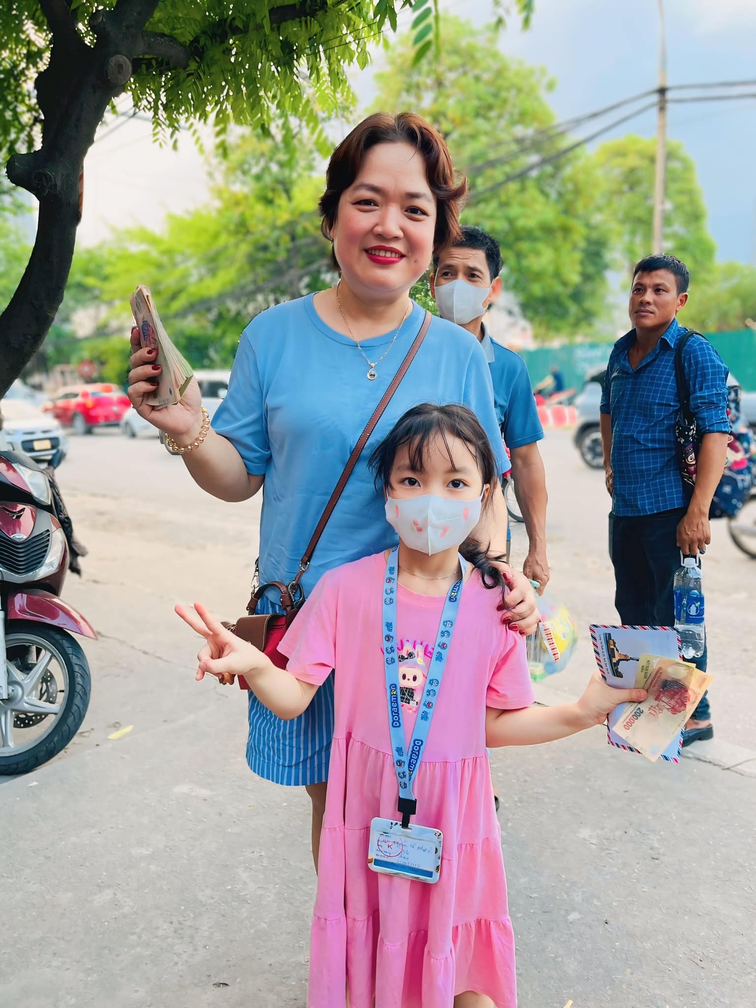 Hội Thiện nguyện 1979 Việt Nam mang Tết Thiếu nhi ấm áp đến bệnh nhan nhi ung thư Hội Thiện nguyện 1979 Việt Nam mang Tết Thiếu nhi ấm áp đến bệnh nhan nhi ung thư