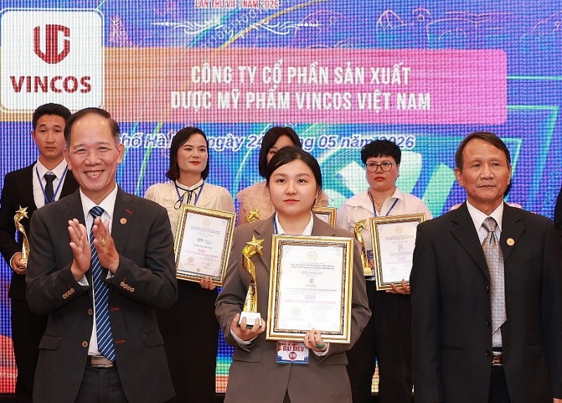 Nhà máy Vincos – Hành trình xây dựng thương hiệu dược mỹ phẩm “Make in Vietnam” phát triển bền vững Nhà máy Vincos – Hành trình xây dựng thương hiệu dược mỹ phẩm “Make in Vietnam” phát triển bền vững