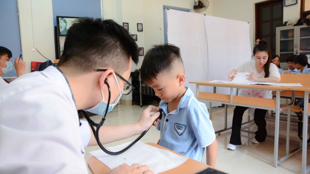Nâng cao chất lượng y tế học đường bảo đảm người học phát triển toàn diện về thể chất, tinh thần