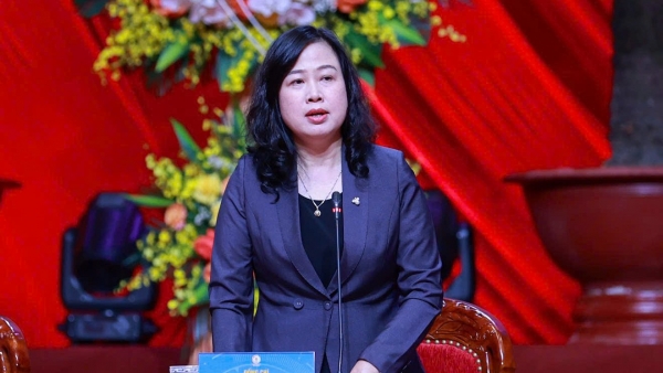 Bộ trưởng Y tế giải đáp việc khám sức khỏe định kỳ cho người lao động