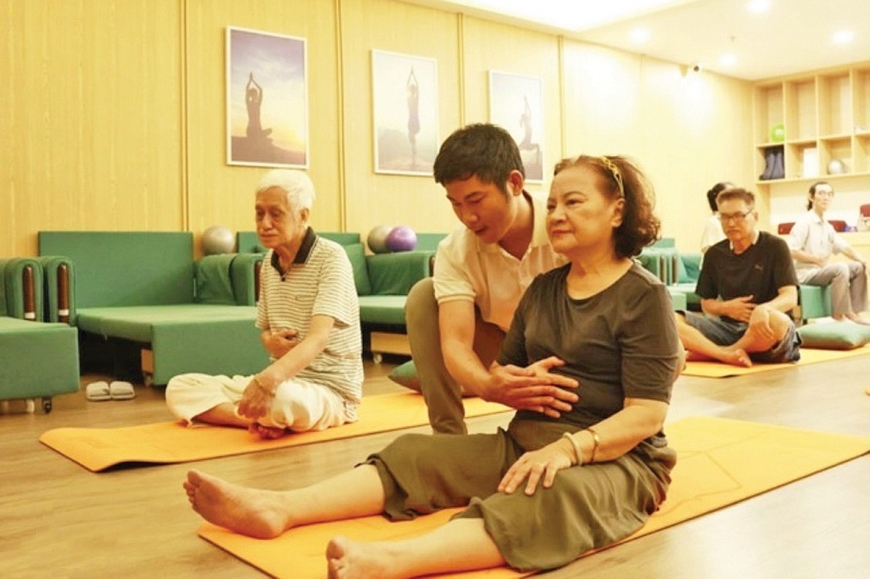 Thiền và hơi thở: “Liều thuốc” miễn phí cho tuổi già khỏe mạnh Thiền và hơi thở: “Liều thuốc” miễn phí cho tuổi già khỏe mạnh