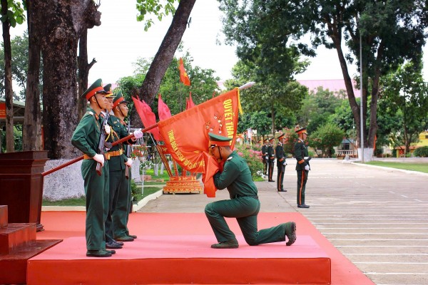 Đắk Lắk: Trung đoàn Bộ binh 584 tổ chức Lễ tuyên thệ chiến sĩ mới