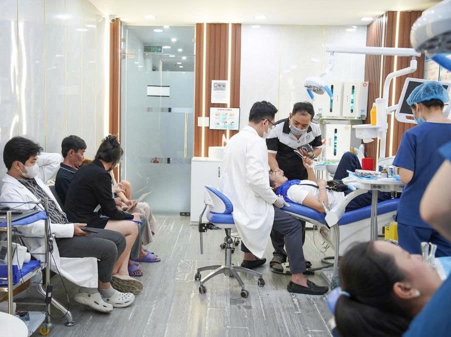 Nha khoa Vincare's: Xây dựng niềm tin từ chất lượng chuyên môn và dịch vụ Nha khoa Vincare's: Xây dựng niềm tin từ chất lượng chuyên môn và dịch vụ