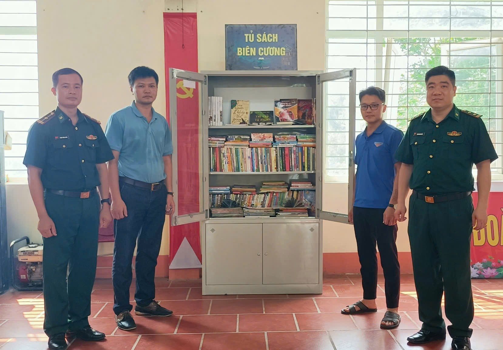 Ánh sáng tri thức nơi biên cương rực rỡ ngày hội đọc sách và tủ sách cộng đồng cho nhân dân Trịnh Tường. Lào Cai: Ánh sáng tri thức nơi biên cương rực rỡ ngày hội đọc sách và tủ sách cộng đồng cho nhân dân Trịnh Tường.