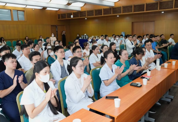 Nội soi đường mật hiện đại mở cơ hội phát hiện sớm ung thư, điều trị sỏi mật không cần phẫu thuật Nội soi đường mật hiện đại mở cơ hội phát hiện sớm ung thư, điều trị sỏi mật không cần phẫu thuật