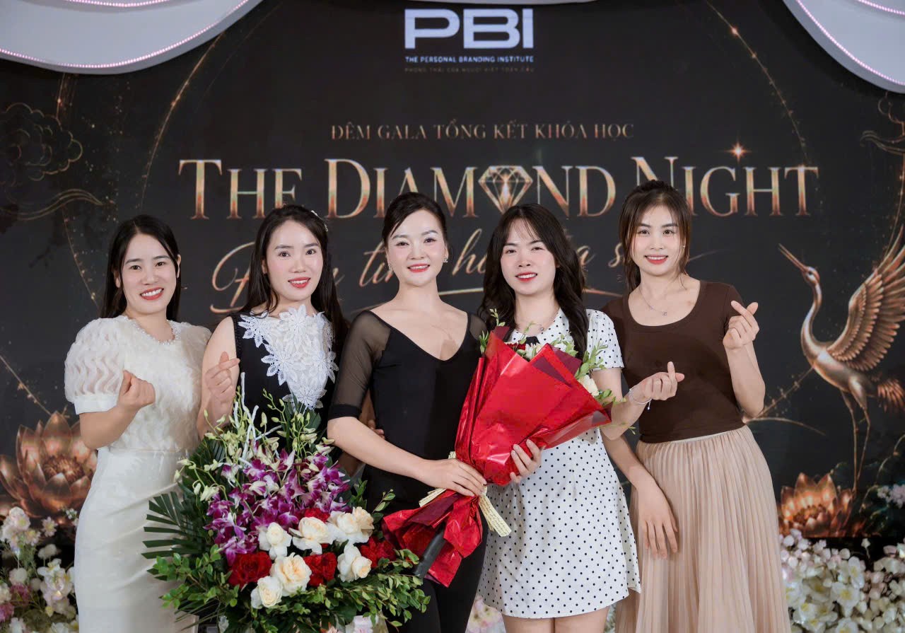 Master Mentor Đinh Tú Anh: Hành trình bứt phá giới hạn để trở thành người truyền lửa phong thái PBI Master Mentor Đinh Tú Anh: Hành trình bứt phá giới hạn để trở thành người truyền lửa phong thái PBI