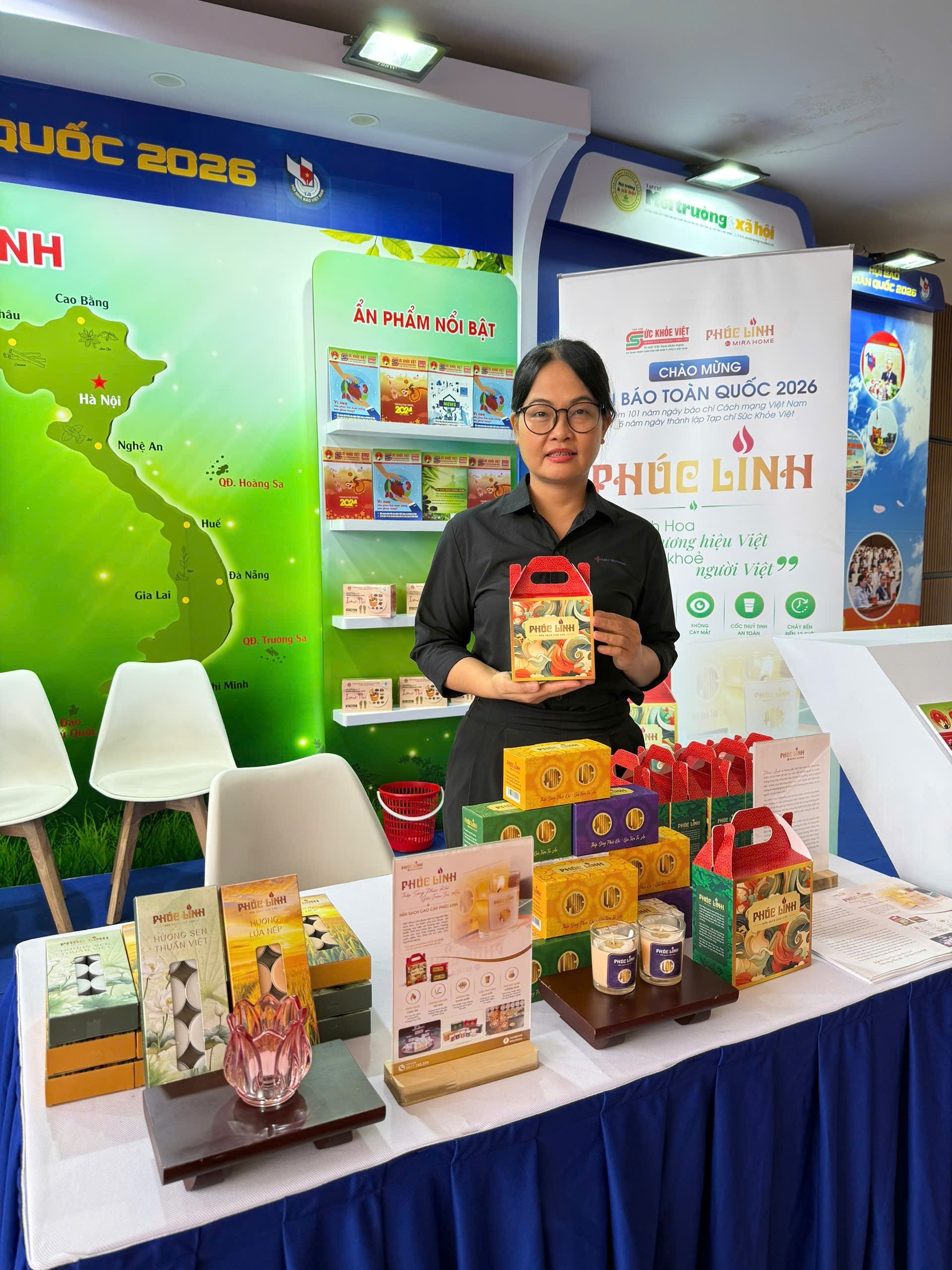 Nến Phúc Linh by Mira Home: “Thắp sáng phúc khí” tại Hội báo toàn quốc 2026 Nến Phúc Linh by Mira Home: “Thắp sáng phúc khí” tại Hội báo toàn quốc 2026