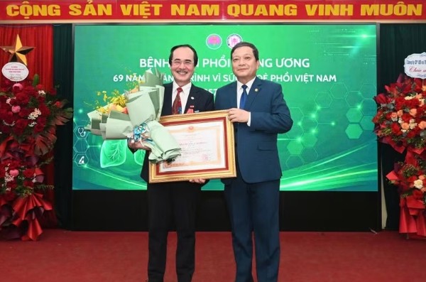 Bệnh viện Phổi Trung ương: 69 năm tiên phong chống lao, làm chủ kỹ thuật ghép phổi đỉnh cao