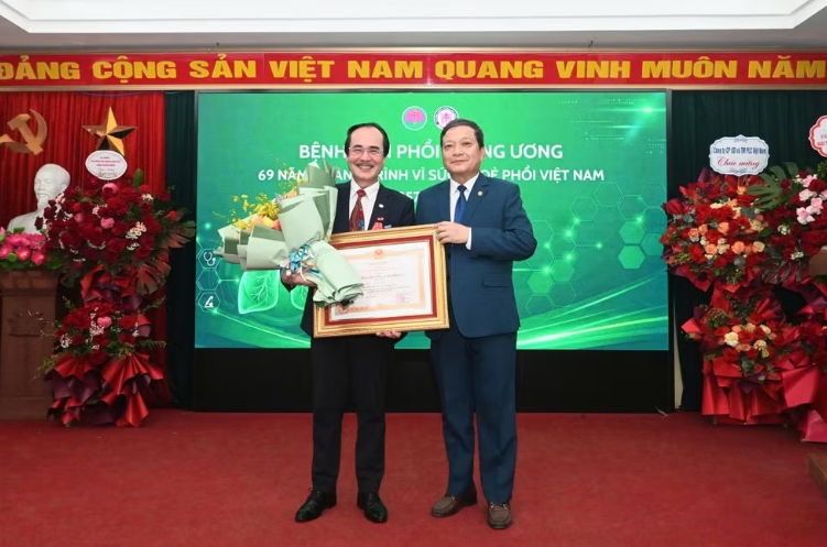 Bệnh viện Phổi Trung ương: 69 năm tiên phong chống lao, làm chủ kỹ thuật ghép phổi đỉnh cao