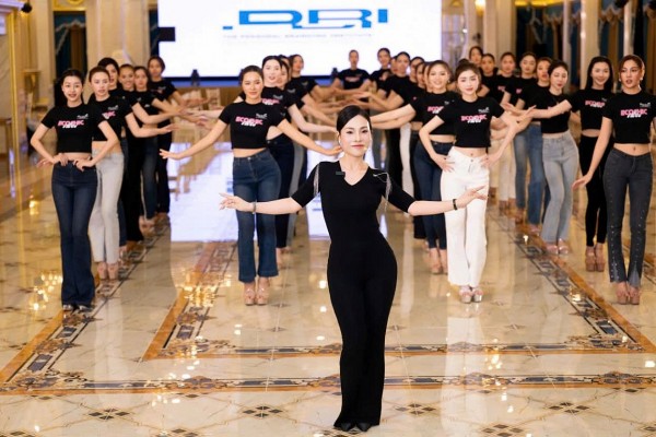Kiến tạo phong thái phụ nữ Việt Nam: Hành trình từ khí chất nội tâm đến nhân hiệu bền vững