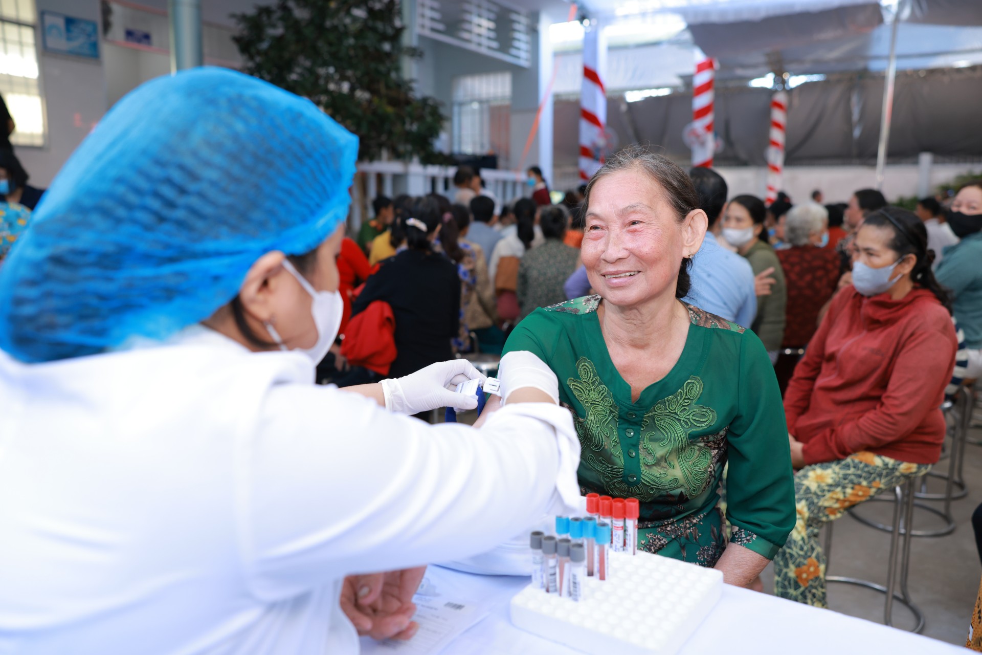 Dấu ấn hợp tác công - tư tại Ngày vệ sinh yêu nước 2026: Nâng cao năng lực y tế cơ sở, vì một cộng đồng khỏe mạnh