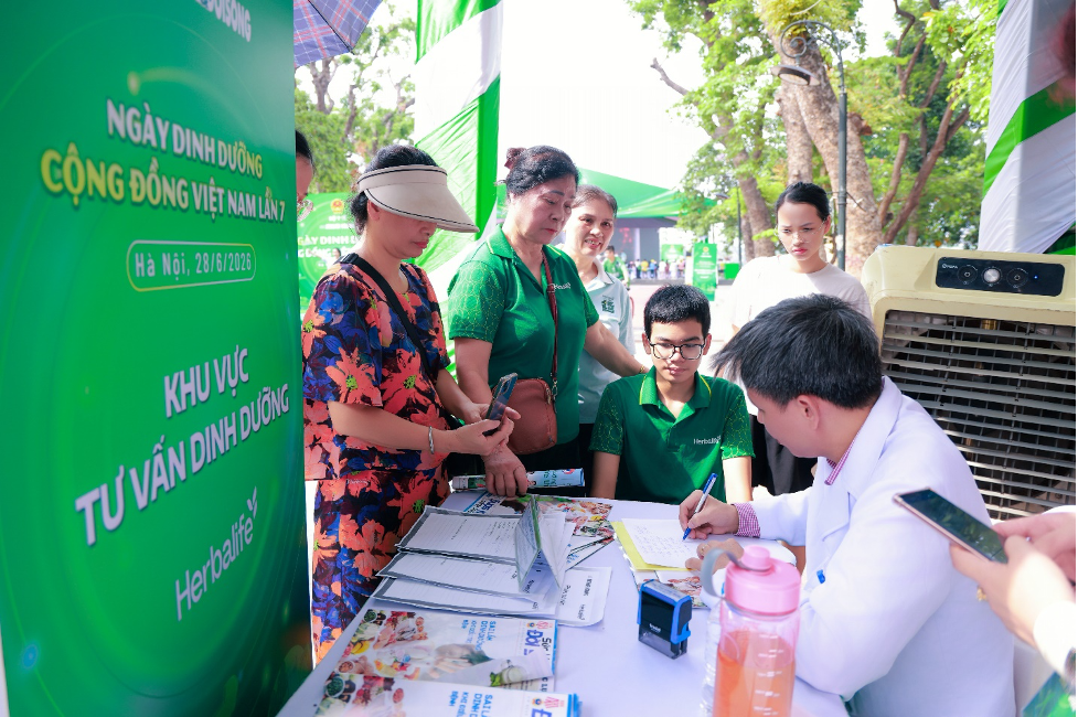 Hơn 1.000 người tham gia Ngày Dinh dưỡng cộng đồng Việt Nam lần 7 tại Hà Nội