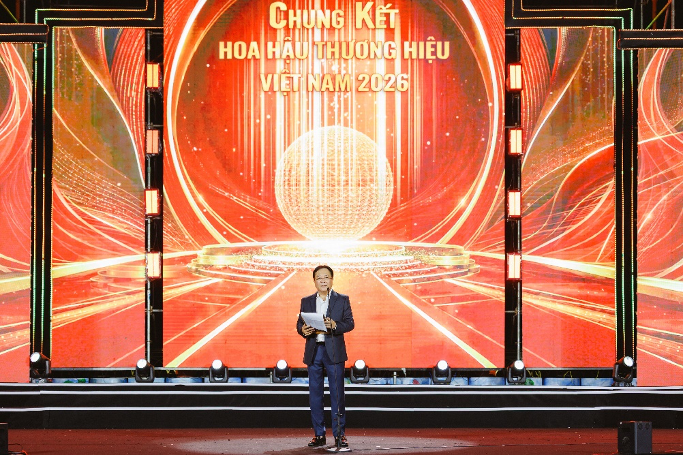 Hoa hậu Trí tuệ – Hoa hậu Thương hiệu Việt Nam 2026 Trần Thị Ngọc Bích ghi dấu nhân hiệu trong ngành thẩm mỹ