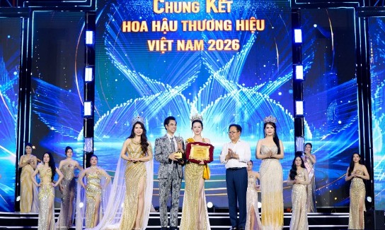 Hoa hậu Trí tuệ – Hoa hậu Thương hiệu Việt Nam 2026 Trần Thị Ngọc Bích ghi dấu nhân hiệu trong ngành thẩm mỹ