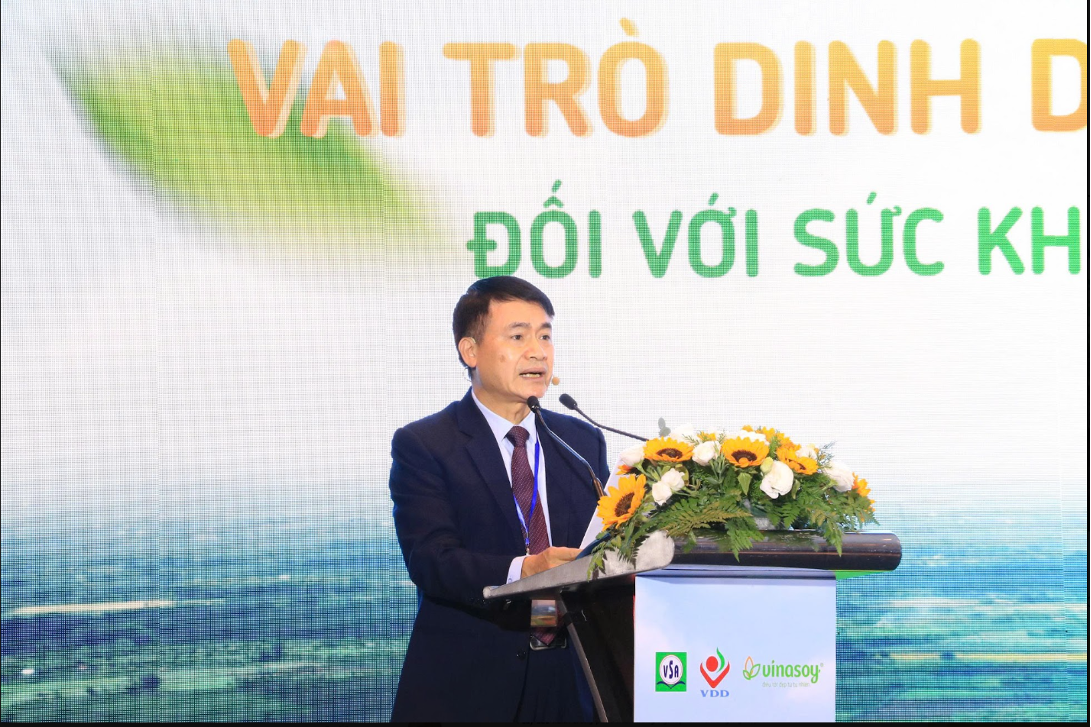 Chuyên gia khuyến nghị tăng cường đậu nành và các loại hạt để phòng bệnh chủ động