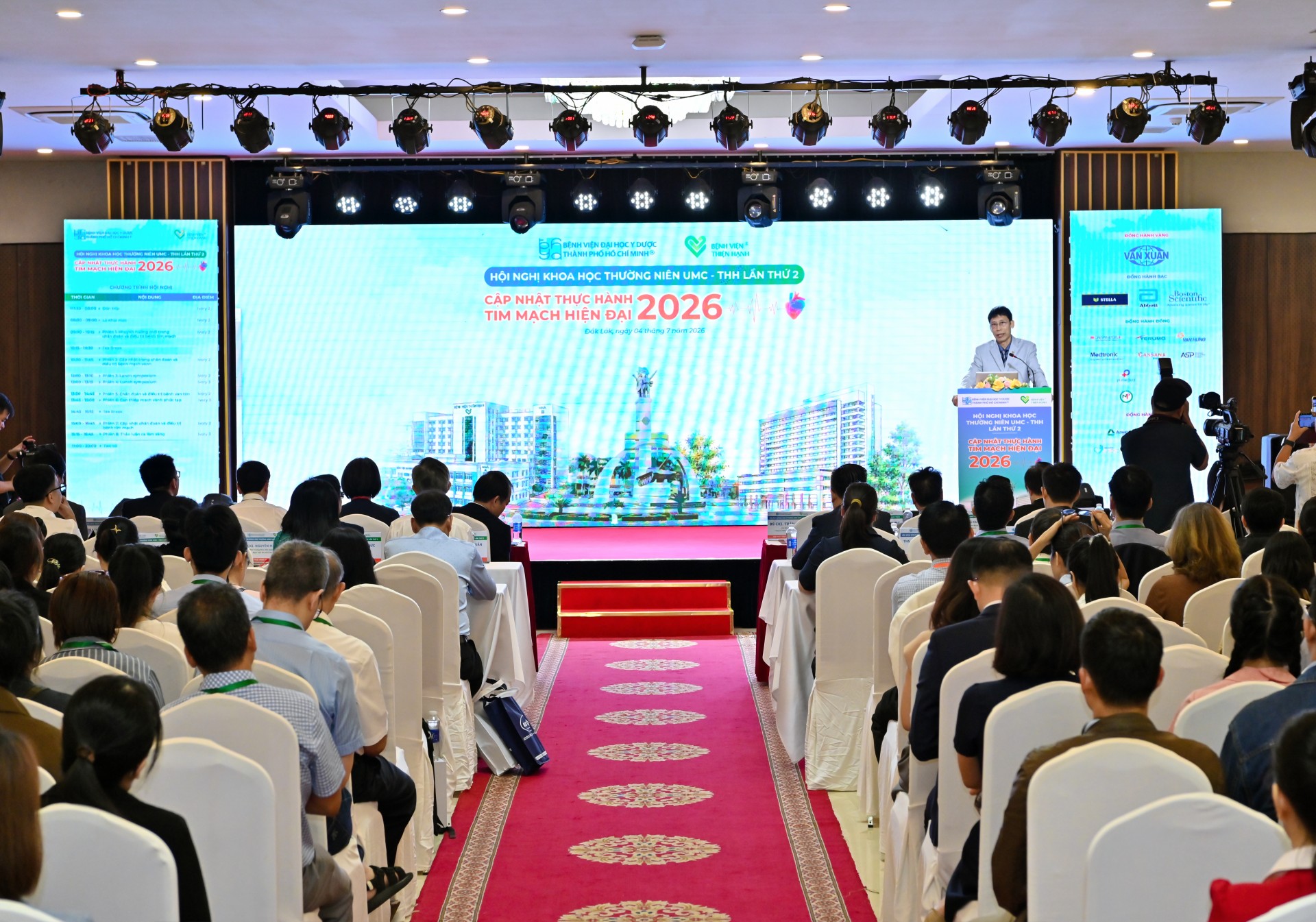 Những tiến bộ và xu hướng mới trong chẩn đoán, điều trị bệnh lý tim mạch Những tiến bộ và xu hướng mới trong chẩn đoán, điều trị bệnh lý tim mạch