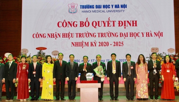 Bổ nhiệm Giáo sư, Tiến sĩ Nguyễn Hữu Tú làm Hiệu trưởng Trường đại học Y Hà Nội