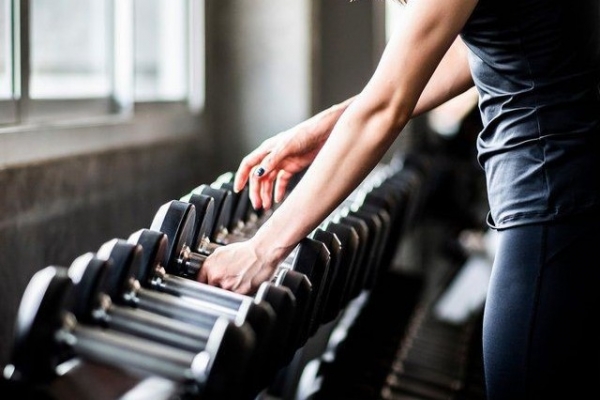 Tiêu cơ vân vì tập gym quá sức: Cảnh báo biến chứng nguy hiểm ở người trẻ