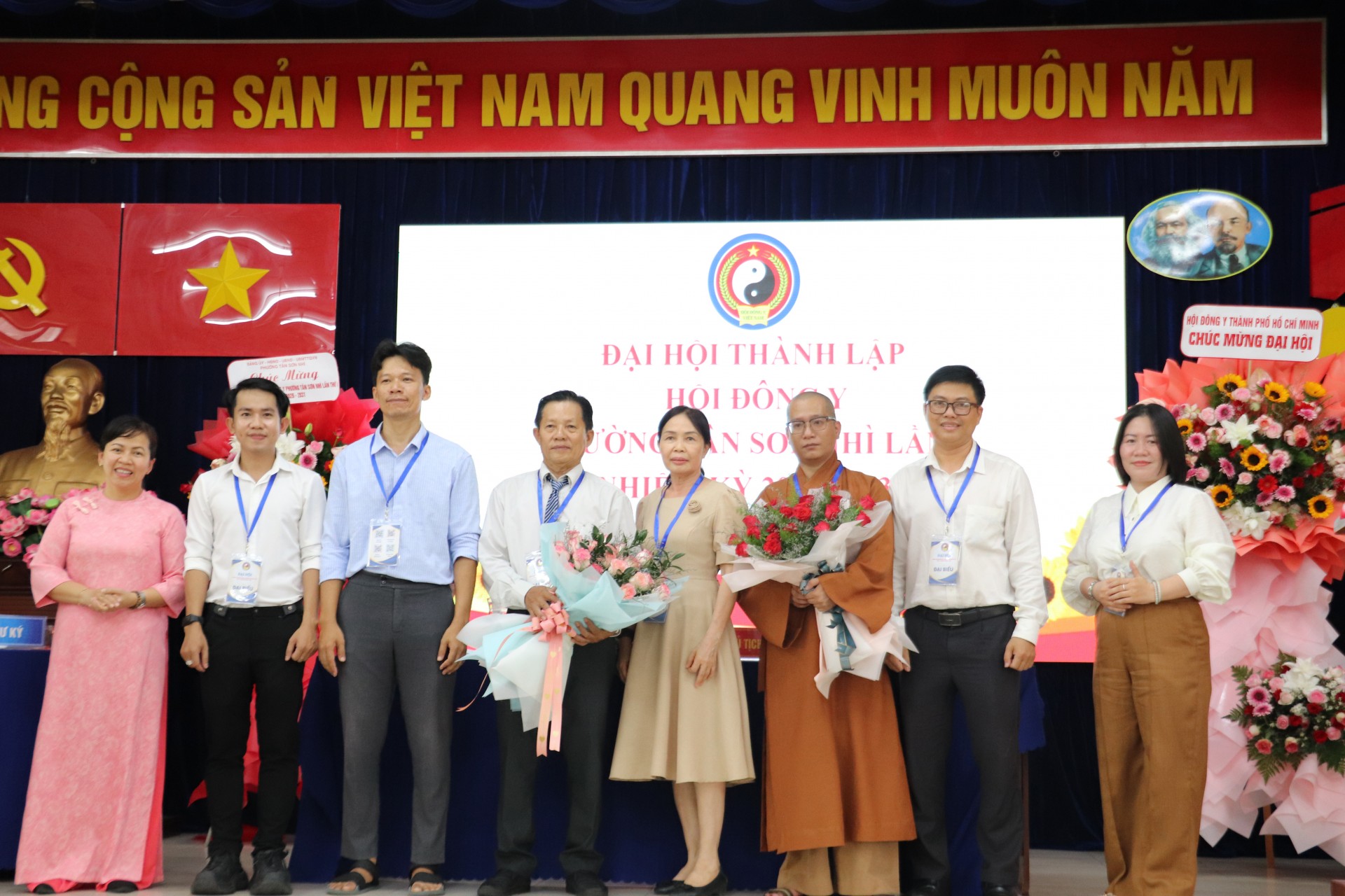 Đại hội thành lập Hội Đông y phường Tân Sơn Nhì: Phát huy y học cổ truyền trong chăm sóc sức khỏe nhân dân Đại hội thành lập Hội Đông y phường Tân Sơn Nhì: Phát huy y học cổ truyền trong chăm sóc sức khỏe nhân dân