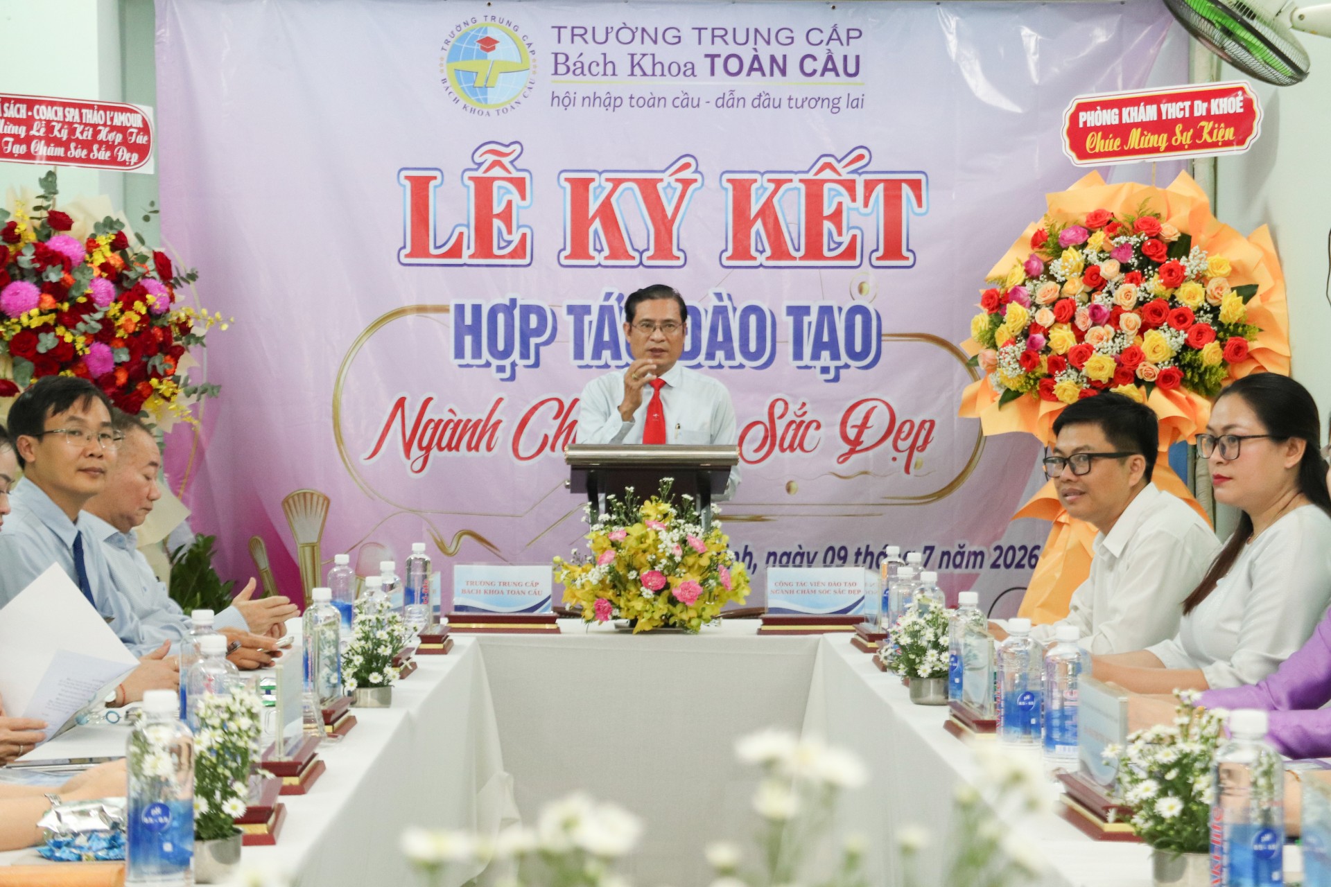 Trường Trung cấp Bách Khoa Toàn Cầu ký kết hợp tác đào tạo ngành Chăm sóc sắc đẹp tại TP.HCM