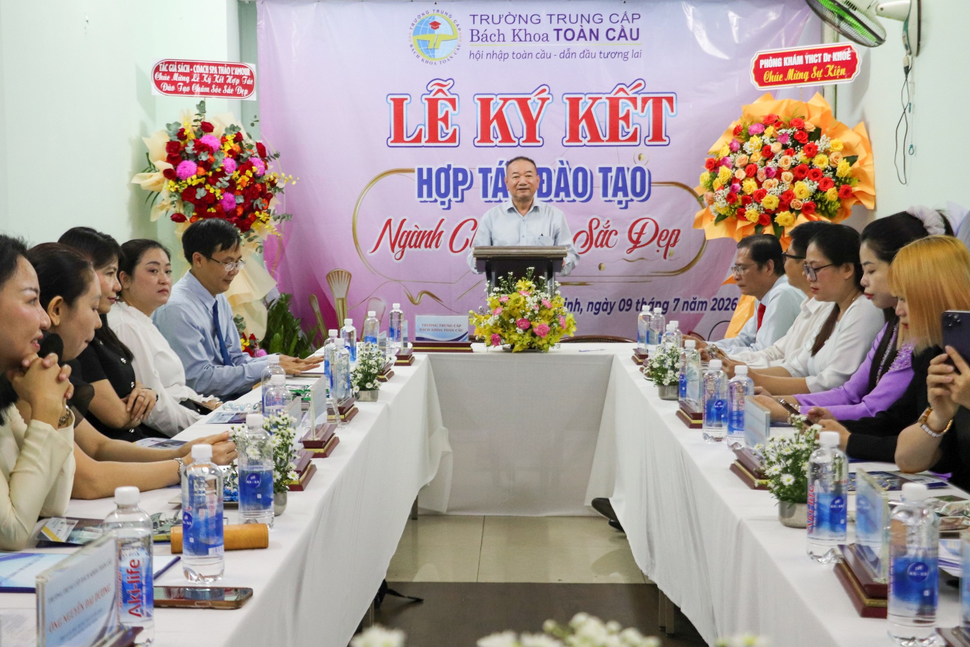 Trường Trung cấp Bách Khoa Toàn Cầu ký kết hợp tác đào tạo ngành Chăm sóc sắc đẹp tại TP.HCM
