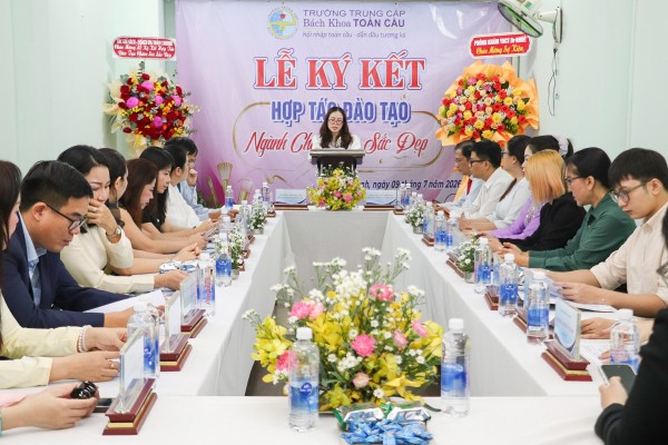 Trường Trung cấp Bách Khoa Toàn Cầu ký kết hợp tác đào tạo ngành Chăm sóc sắc đẹp tại TP.HCM