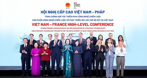 Các vắc xin thế hệ mới theo công nghệ của Pháp sẽ được sản xuất tại Nhà máy Vắc xin và Sinh phẩm VNVC từ năm 2028