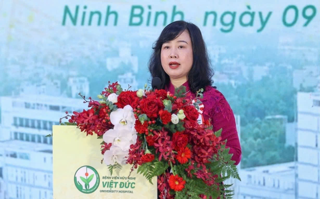 Thủ tướng Chính phủ Lê Minh Hưng: Bệnh viện Hũu nghị Việt Đức đưa kỹ thuật cao đến gần người dân Thủ tướng Chính phủ Lê Minh Hưng: Bệnh viện Hũu nghị Việt Đức đưa kỹ thuật cao đến gần người dân