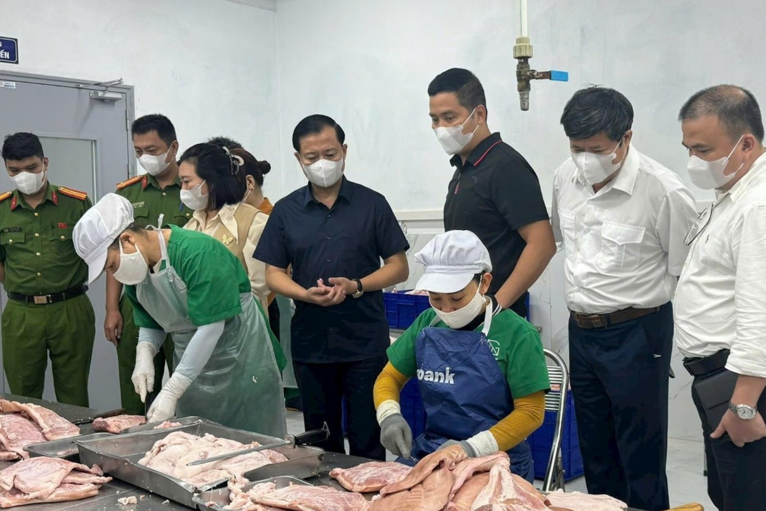 Siết quản lý thực phẩm từ khâu công bố đến lưu thông