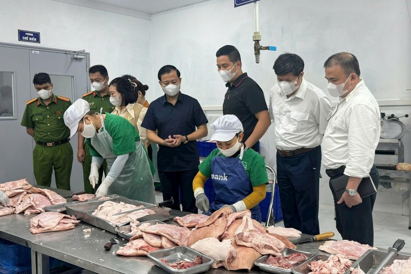 Siết quản lý thực phẩm từ khâu công bố đến lưu thông
