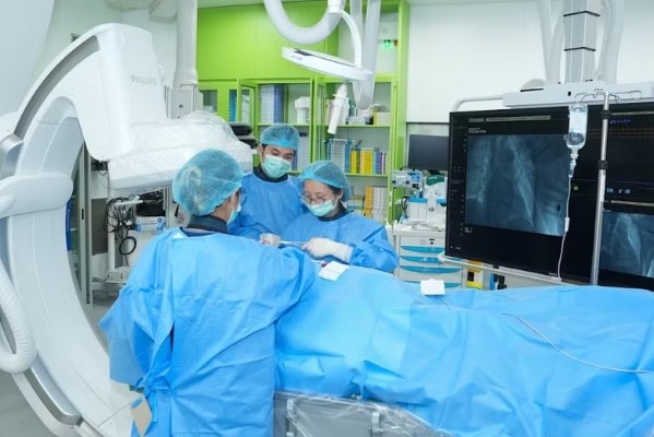 Cứu người bệnh mắc hội chứng Brugada bằng máy khử rung tim cấy trong cơ thể