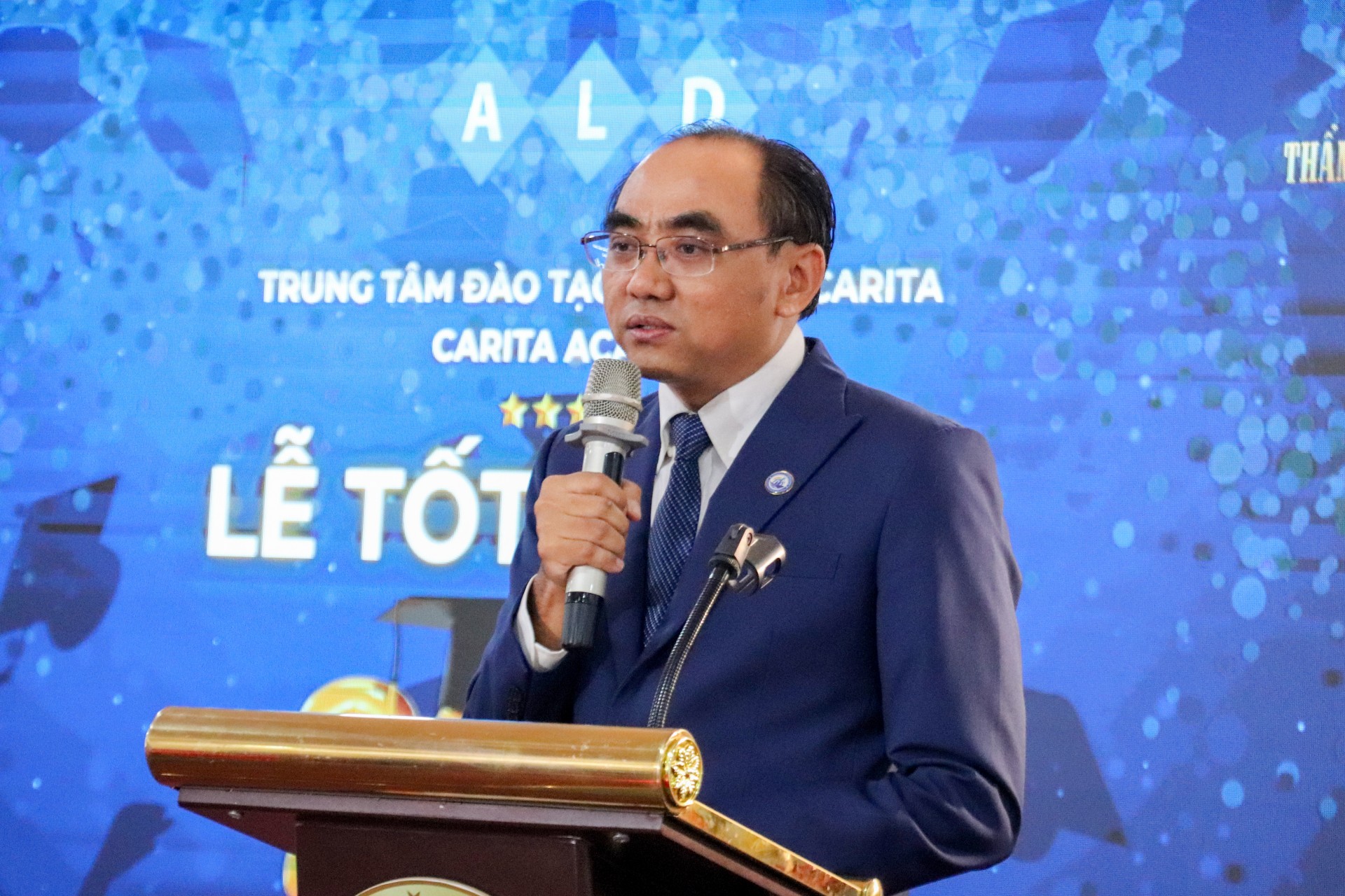 TP.HCM: Trung tâm Đào tạo Thẩm mỹ Carita Academy tổ chức lễ tốt nghiệp cho học viên nghề chăm sóc sắc đẹp TP.HCM: Trung tâm Đào tạo Thẩm mỹ Carita Academy tổ chức lễ tốt nghiệp cho học viên nghề chăm sóc sắc đẹp