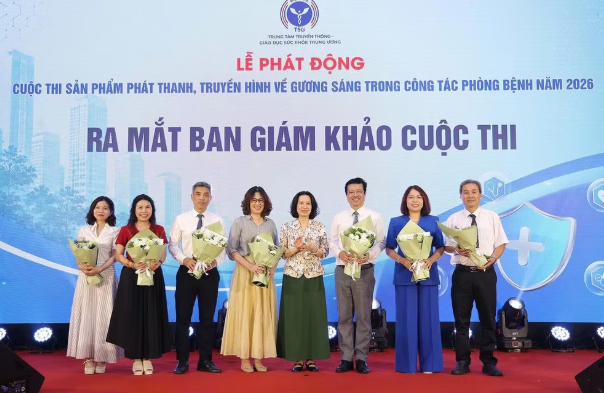 Tôn vinh những "người gác cửa" thầm lặng của sức khỏe cộng đồng Tôn vinh những "người gác cửa" thầm lặng của sức khỏe cộng đồng