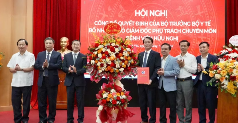 Bệnh viện Hữu Nghị có thêm Phó Giám đốc mới