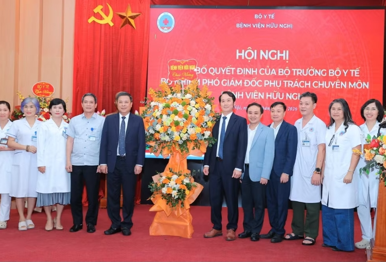 Bệnh viện Hữu Nghị có thêm Phó Giám đốc mới